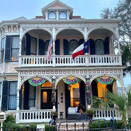 Coppersmith Inn Bed And Breakfast Galveston Exterior photo
