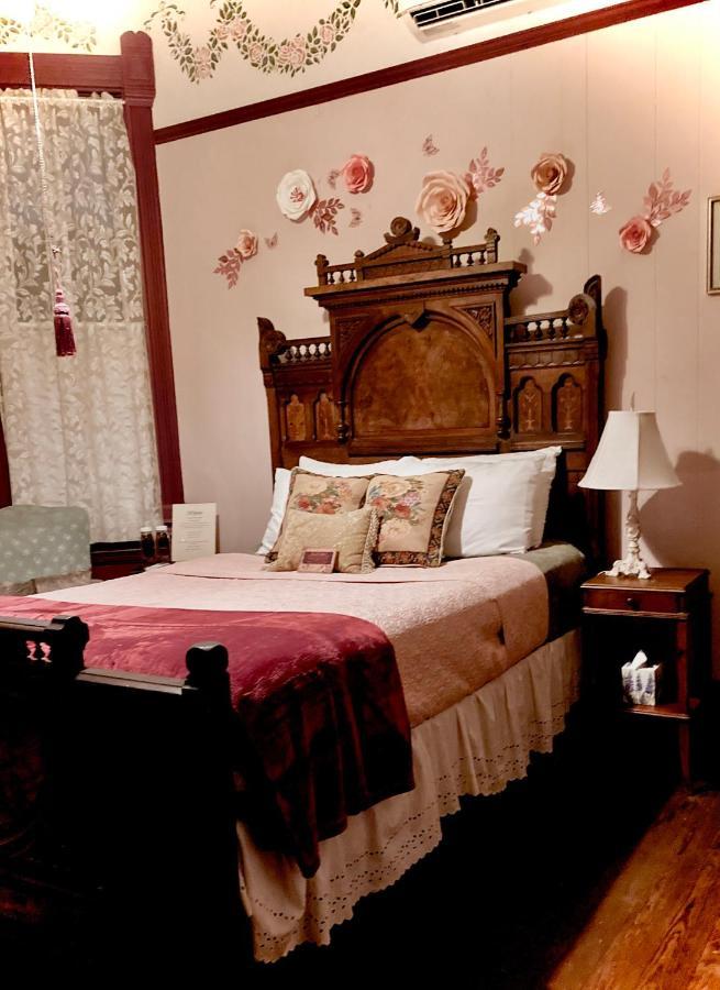 Coppersmith Inn Bed And Breakfast Galveston Exterior photo