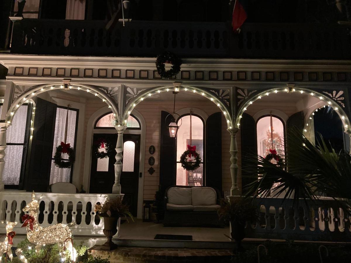Coppersmith Inn Bed And Breakfast Galveston Exterior photo